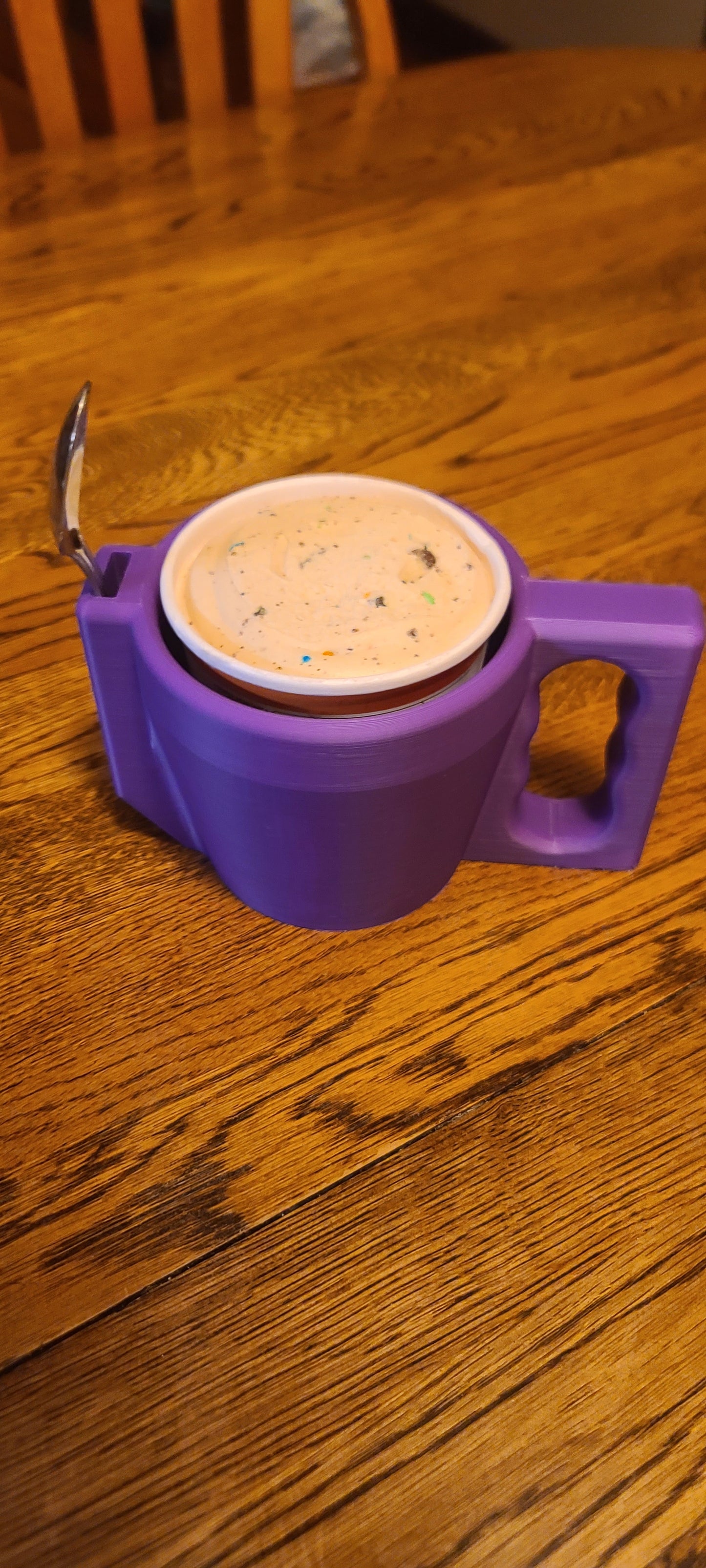 The Ultimate Pint Pal: Ice Cream Holder pint with Spoon Slot